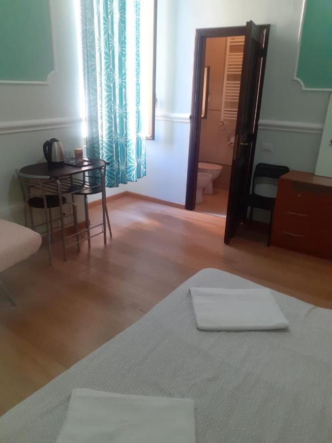 R.T. House'S Hostel Roma Ngoại thất bức ảnh